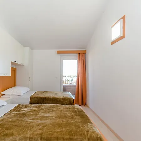 Luscinia Villa Privlaka (Zadar)