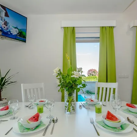 Luscinia Villa Privlaka (Zadar)