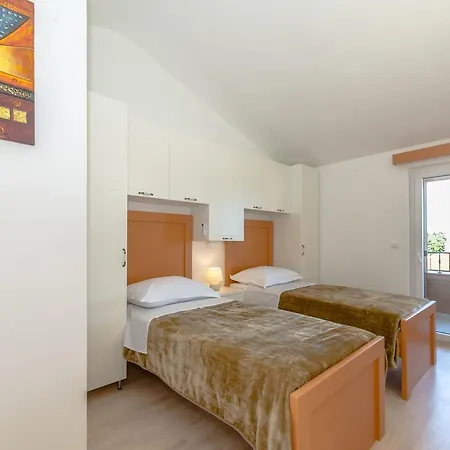 Villa Luscinia *